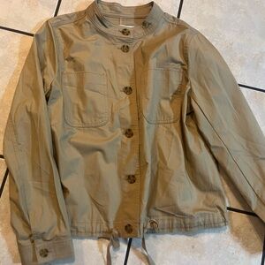 Talbots tan cotton twill button down lightweight Jacket. NWT LARGE